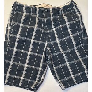 Hollister Shorts Size 31‎